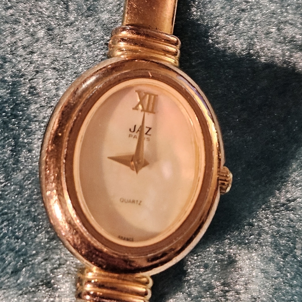 Jaz Goldtone Women's Watch Mop Dial